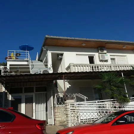 Smokva 3 Apartman *
